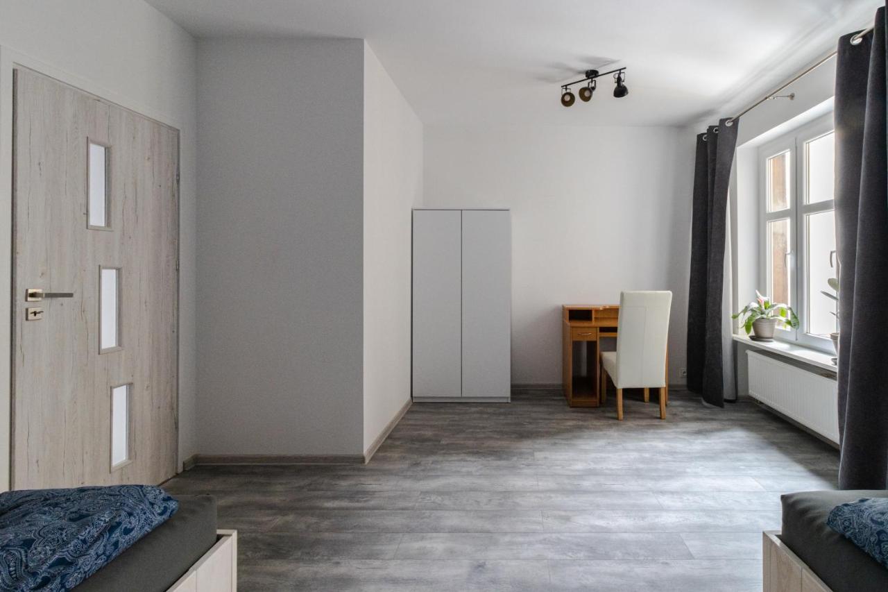Wszedzie Blisko Appartement Gliwice Buitenkant foto